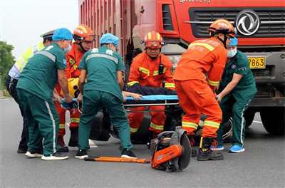 巴楚沛县道路救援